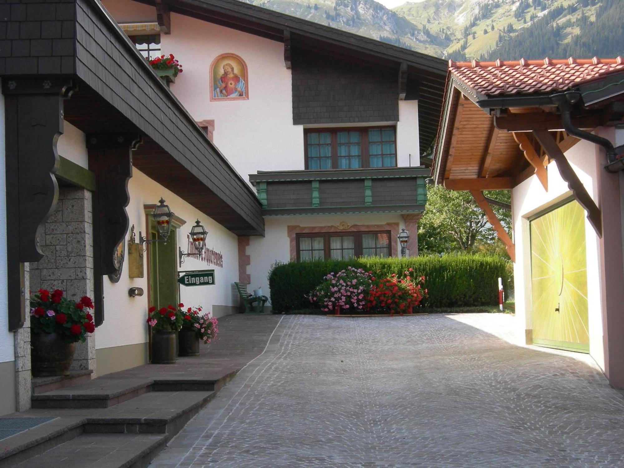 S'Hoamatl Hotel Hofen ภายนอก รูปภาพ