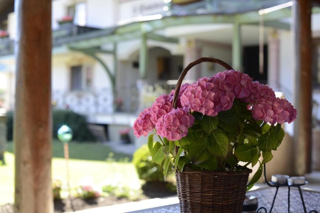 S'Hoamatl Hotel Hofen ภายนอก รูปภาพ