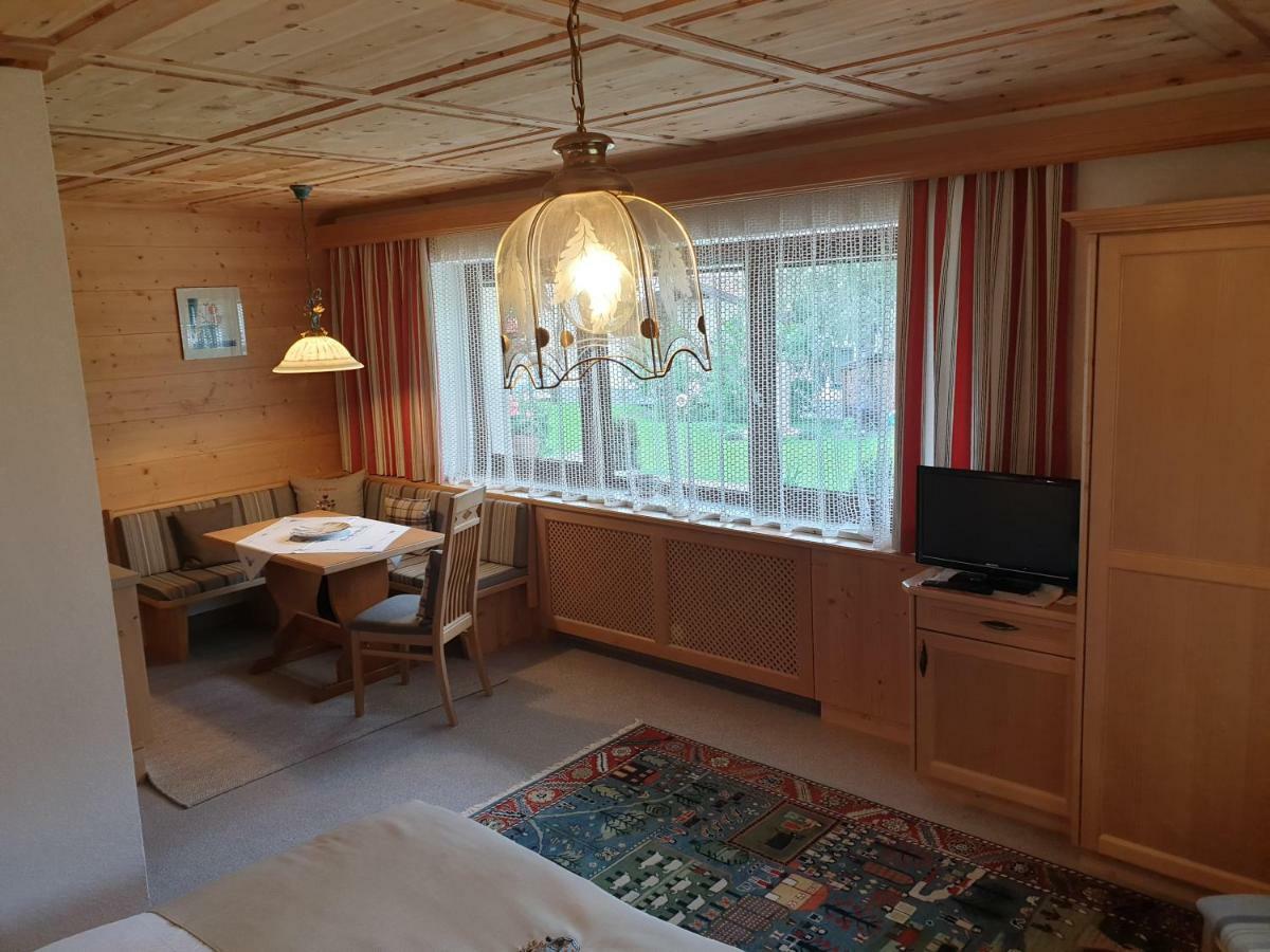 S'Hoamatl Hotel Hofen ภายนอก รูปภาพ
